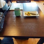 蕎麦屋 まんきち - いす＆テーブル