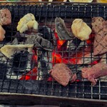 吉村ホルモン店 - 