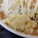 バク豚696 - ニンニク