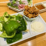 Gokigen Sakaba Hyottoko - 肉味噌ピーマン（ピーマンが肉厚で新鮮）　