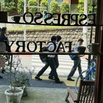 エスプレッソ ファクトリー - 