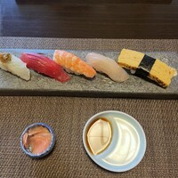 伊な勢 - 