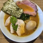PIZZERIA MIA - 【限定】鶏白湯らぁ麺醤油＋特製　1000＋300円