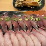 沼津魚がし鮨 流れ鮨 - 