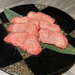 Oumi Ushi Yakiniku Niku Tatsu - 上たん塩