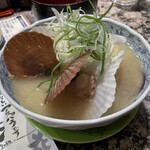Nemuro Hanamaru - 帆立稚貝の味噌汁　帆立の稚貝が八個くらい入ってました