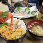 Ichiba Shokudou Ajidokoro Takeda - かに・生うに丼、親子丼、八角の刺身