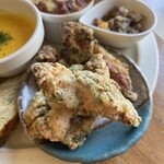 カフェ 八曲音 - 