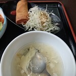 台湾料理 福祥居 - 定食のスープと揚げ物