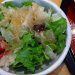 てんぷら ひら井 - 箸休めのサラダ