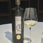 ラ・ヴァガボンド - Gemme Oceane des Cuvées Exquises Pouilly-Fumé ボトルの造形も印象的