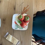 苺や キリト - 塩バニラいちごパフェ　1540円