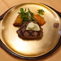 ステーキハウス キッチンリボン - 