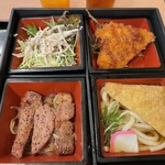 Rogu Kyabin - 左上から牛蒡サラダ、アジフライ。左下はポークステーキにきつねうどん。
