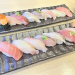 廻転とやま鮨 銀座 - 