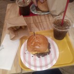 BAKERY & BURGER JB's TOKYO - 