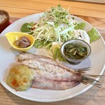 Morinonakanoouchikafeandobeddointhigaden - 今日の健康ランチ(\1,430)