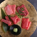 牛牛 - 特選肉五種盛り