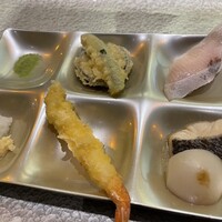 クロスダイン - 海老と野菜の天ぷら、すずきとカブの焼き浸し、握り寿司
