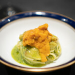 三和 - バフンウニと赤茄子の冷製パスタ