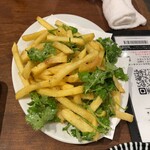 餃子と唐揚げの酒場 しんちゃん - 