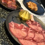 あみやき亭 関店 - タン、ハラミ、ホルモン