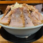 248326385 - チャーシュー麺W中盛(野菜・ニンニク・背脂)