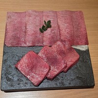 焼肉 黒田 - 
