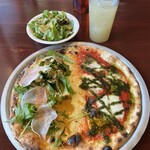 PIZZA DINING JOYs - マルゲリータ&生ハムサラダ