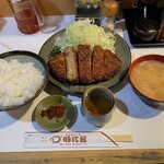 Tonchinkan - ジャンボメンチカツ定食