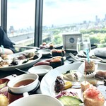 VIEW & DINING THE Sky - 