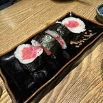 元祖ぶっち切り寿司 魚心 - 