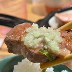 Buta Suteki Ando Gyuutan Suteki To Ichi - さんきょうみらい豚ステーキ定食