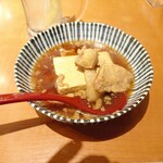 肉豆冨とレモンサワー 大衆食堂 安べゑ - 看板の肉豆腐