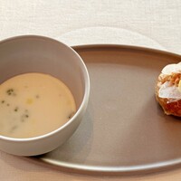 シグネチャー - アミューズ