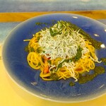 カフェマルタ - 釜揚げしらすのジェノベーゼパスタ