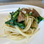 リトルネスト - 真鯵の燻製とルッコラのペペロンチーノ