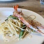リトルネスト - 赤海老とアスパラのクリームソース