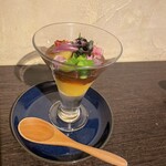 Grill & WineBar Arossa - 季節の野菜のパフェ