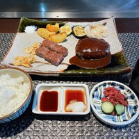 ステーキ 鉄板 なか壱 - 