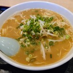 らーめん生島家 - 令和6年5月 土日営業時間(11:00〜21:00)
            ラーメン 税込700円