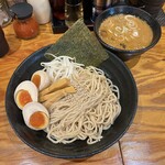 究極のにぼし味噌らーめん 人間ばんざい - つけ麺