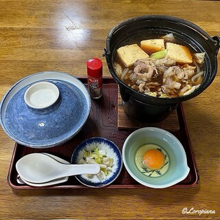 錦水 - 牛すきやきなべ定食