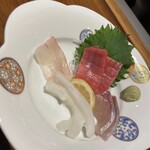蒸溜処 サカナンバー - 新鮮なお刺身たち