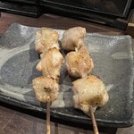 Sumibi Kushiyaki Torito - ふりそで 220円×2串