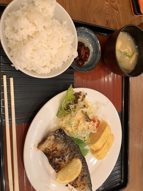 おなじみ食堂 - 元町（阪神）/食堂 | 食べログ