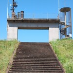 土佐角弘海産 - 物部川堤防展望台