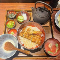 新宿うな鐵 はなれ - ひつまぶし 半身