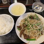 珉珉 浜松町店 - ニラレバ定食