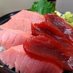 三崎豊魚 - 本日のおすすめ 本まぐろの丼 1650円 しゃり大 わさび大